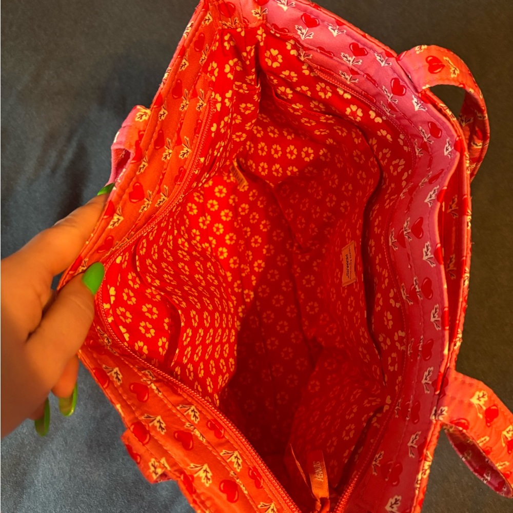 Vera Bradley Red Quilted Tote with Snoopy Heart - Picture 3 of 4